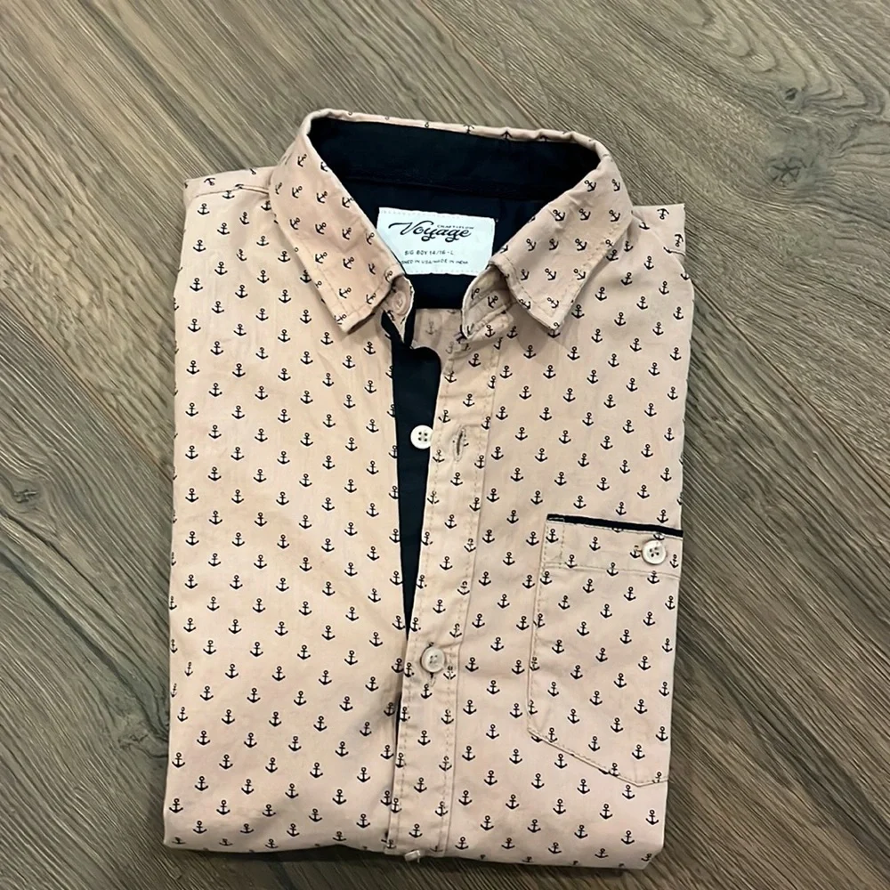 nautical short sleeve pink button down w all over navy blue anchor pattern ⚓️ YL